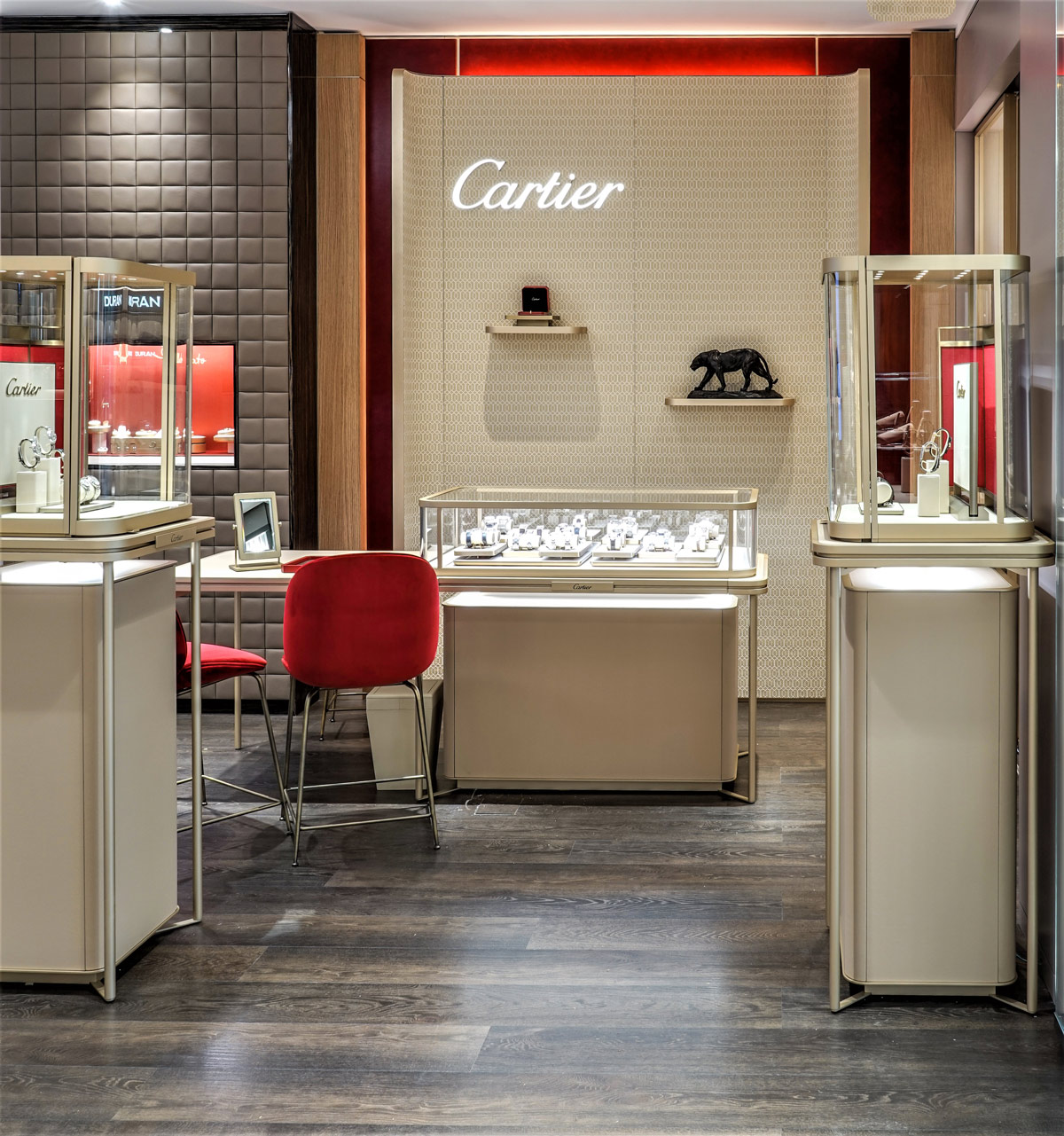 Grupo Cartier, Hermès e Louis Vuitton vai abrir fábrica de joias