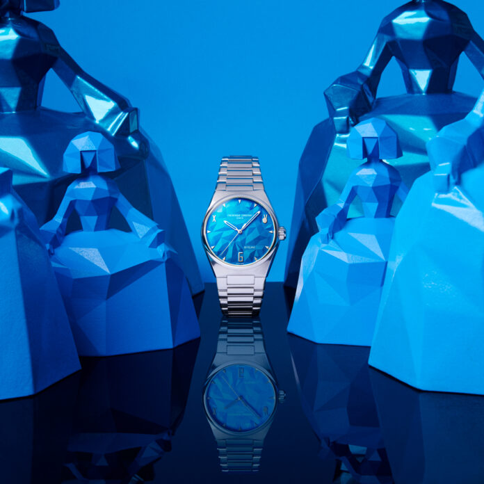 2023_Frederique_Constant_Highlife_COSC_x_FELIPAO_FC-303F4NH6B_PR_HD1_©Robert_Maroto