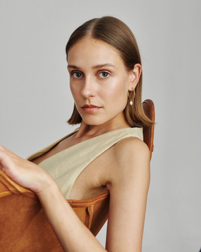 Colecciขn-Essential_Secrecy