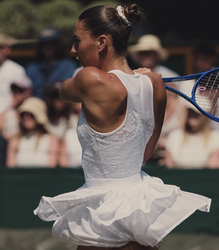 El-earcuff,-la-tendencia-más-deseada-conquista-la-pista-de-Wimbledon2